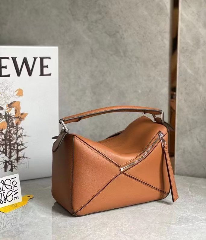 Loewe Bag Puzzle Geometric Design Stereoscopic Bag Type Large Capacity Handheld Diagonal Span Size:30 * 12 * 19cm