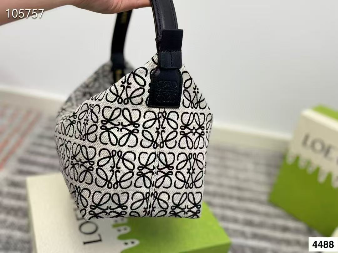 Loewe bag cubi jacquard canvas material 25 * 15 * 17cm