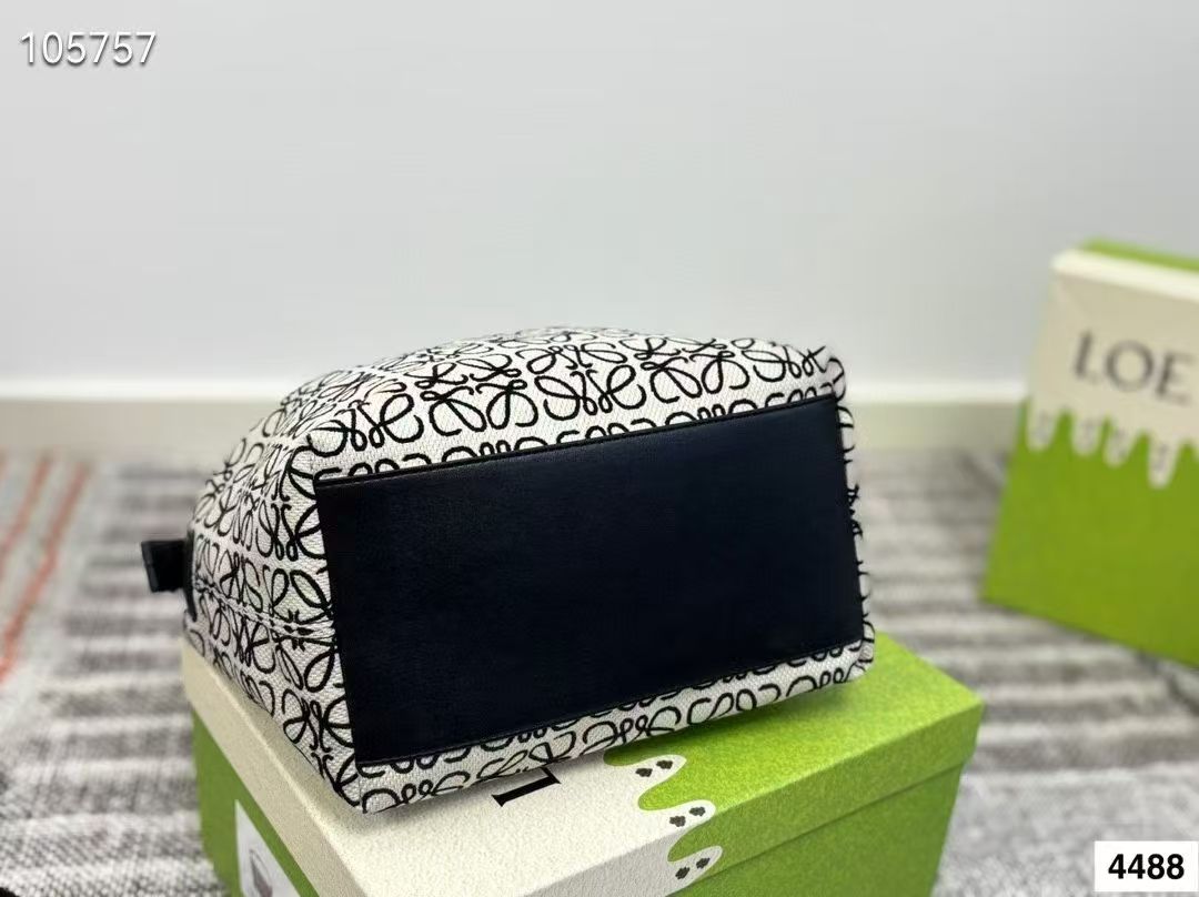Loewe bag cubi jacquard canvas material 25 * 15 * 17cm